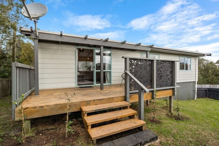 Photo of property in 2/35 Station Road, Te Kamo, Whangarei, 0112