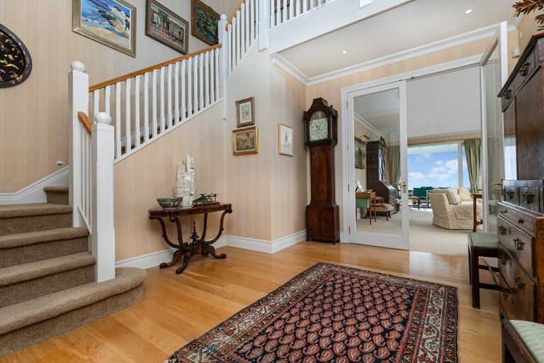 Photo of property in 38 Kaipara View Road, Helensville, 0875