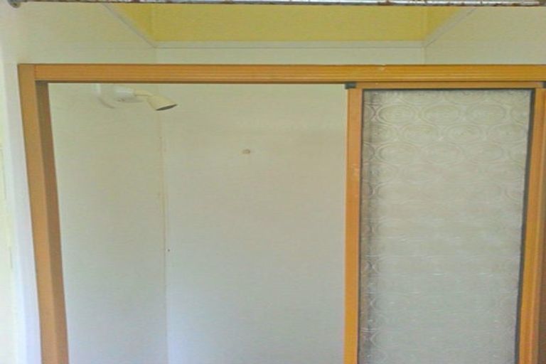 Photo of property in 2/63 High Road, Glenfield, Auckland, 0629