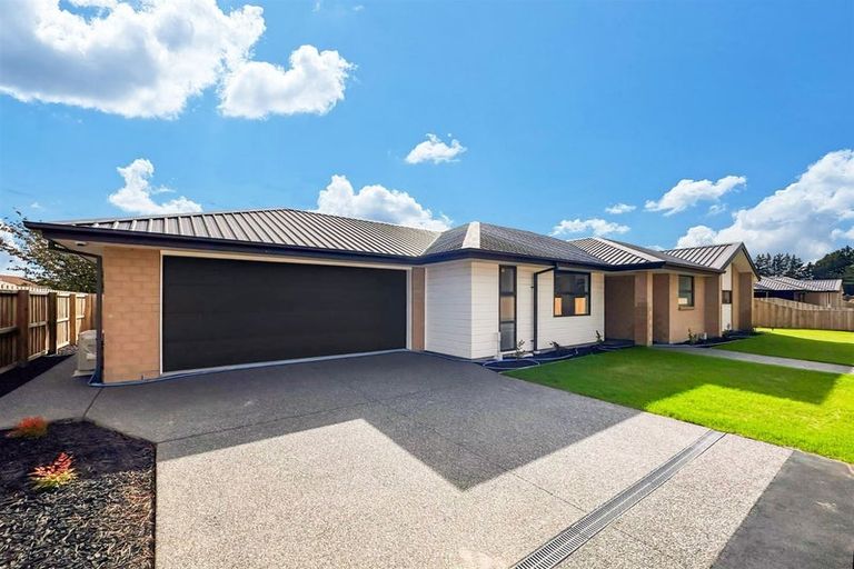 Photo of property in 1 Ella Street, Rolleston, 7614