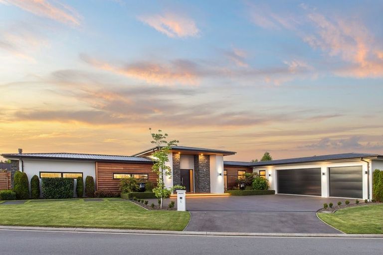 Photo of property in 6 Woodleigh Lane, Prebbleton, 7604