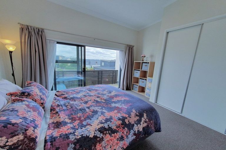 Photo of property in 196 Hobsonville Point Road, Hobsonville, Auckland, 0616