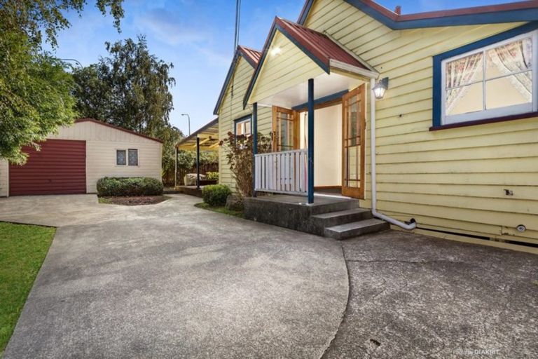 Photo of property in 5 Mangaroa Hill Road, Clouston Park, Upper Hutt, 5018