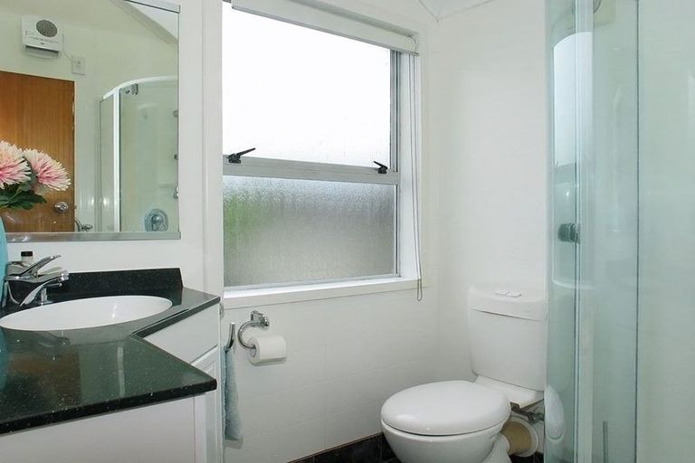 Photo of property in 9 Keel Place, Whitby, Porirua, 5024