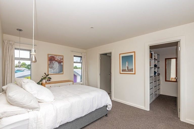 Photo of property in 123 Heretaunga Street, Palmerston North, 4414