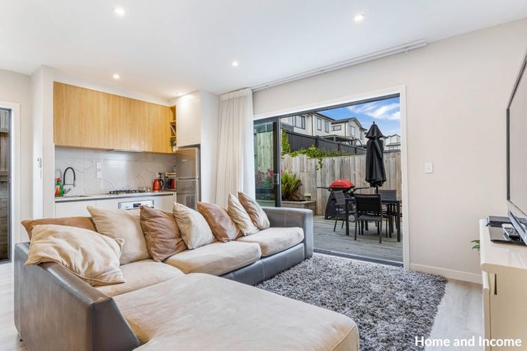 Photo of property in 3 Hea Road, Hobsonville, Auckland, 0616