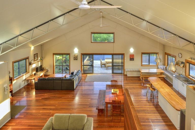 Photo of property in 54 Happy Jacks Road, Mahia, 4198