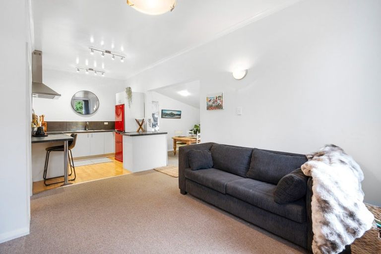 Photo of property in 16 Jones Street, Dunedin Central, Dunedin, 9016