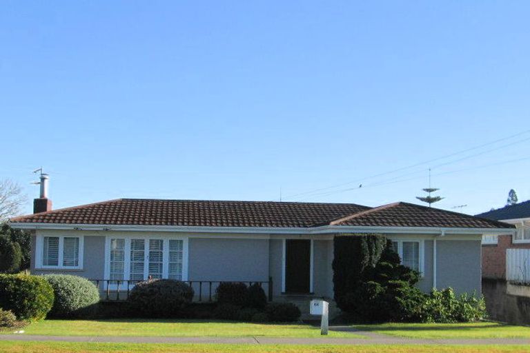 Photo of property in 68 Clevedon Road, Papakura, 2110