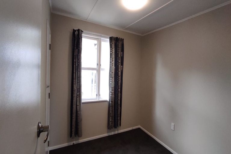 Photo of property in 19 Kayes Road, Pukekohe, 2120