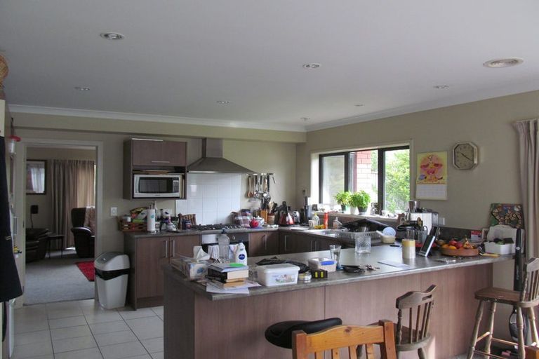 Photo of property in 44 Te Puia Drive, Aotea, Porirua, 5024