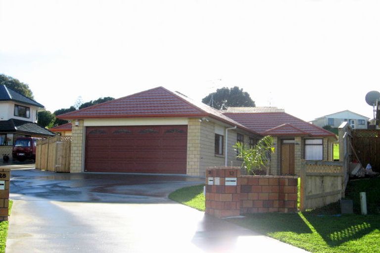 Photo of property in 32 Cairnsvale Rise, Manurewa, Auckland, 2105