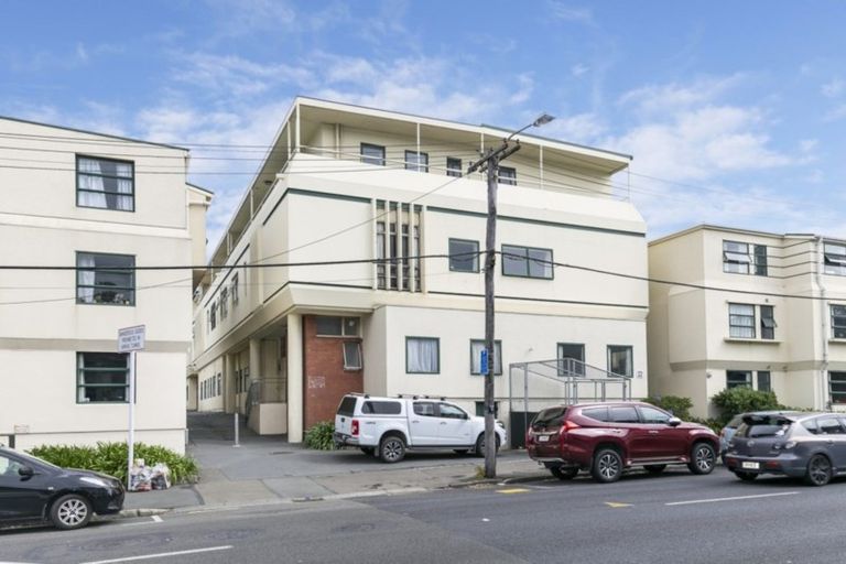 Photo of property in Te Awhina Apartments, 22u8 Sussex Street, Mount Cook, Wellington, 6021