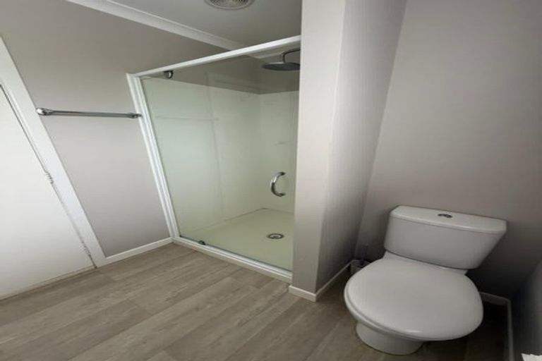 Photo of property in 1/48 Shakespeare Road, Milford, Auckland, 0620