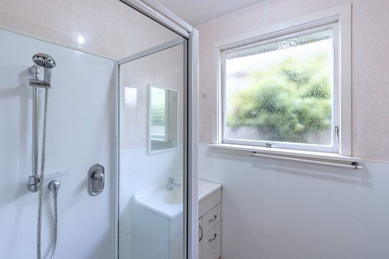 Photo of property in 10b Konini Street, Riccarton, Christchurch, 8041