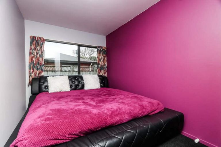 Photo of property in 23 Robertson Road, Favona, Auckland, 2024