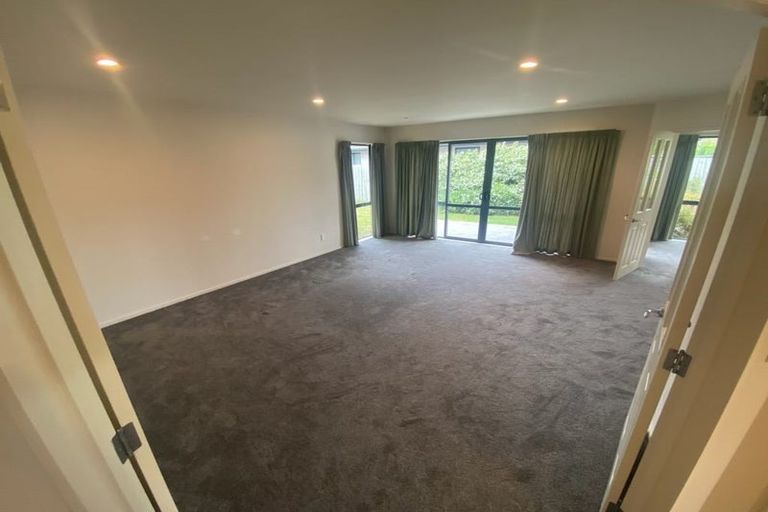 Photo of property in 8 Richard Seddon Drive, Northwood, Christchurch, 8051