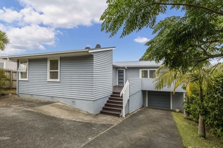 Photo of property in 7 Penton Road, Stanmore Bay, Whangaparaoa, 0932