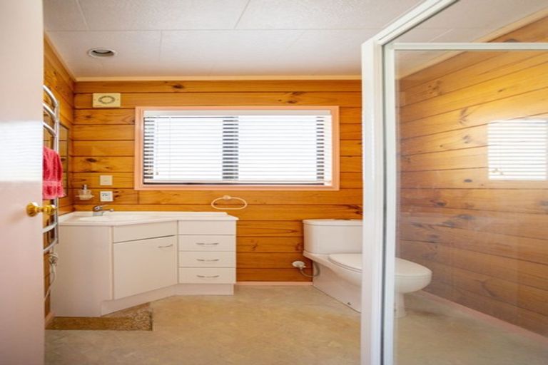 Photo of property in 49 Manuka Street, Castlecliff, Whanganui, 4501