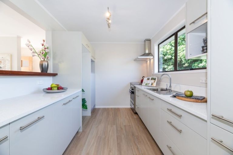 Photo of property in 18 Catkin Crescent, Papatoetoe, Auckland, 2025