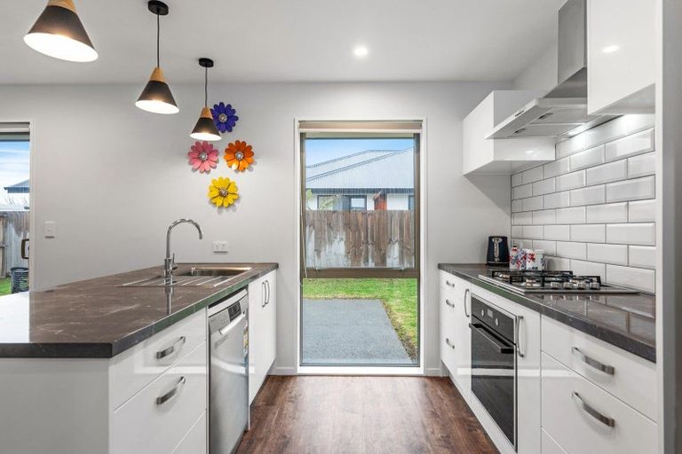 Photo of property in 33 Cressy Place, Darfield, 7510