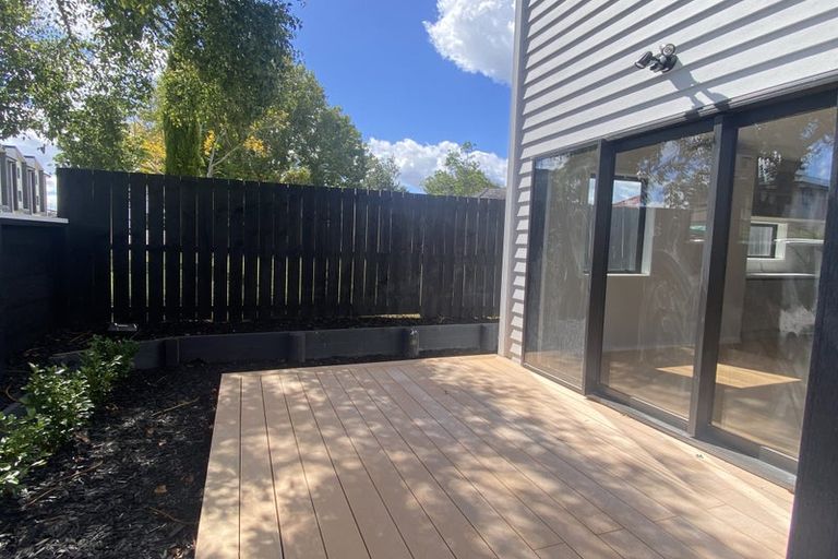 Photo of property in 95 Kervil Avenue, Te Atatu Peninsula, Auckland, 0610