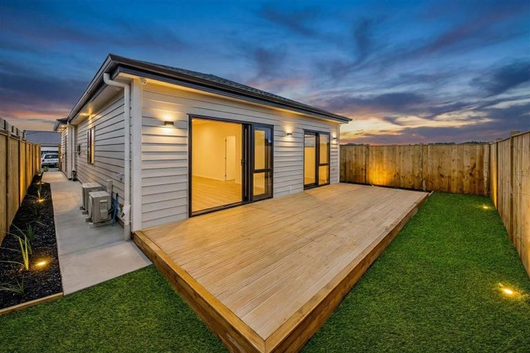 Photo of property in 14 Marino Street, Karaka, 2578