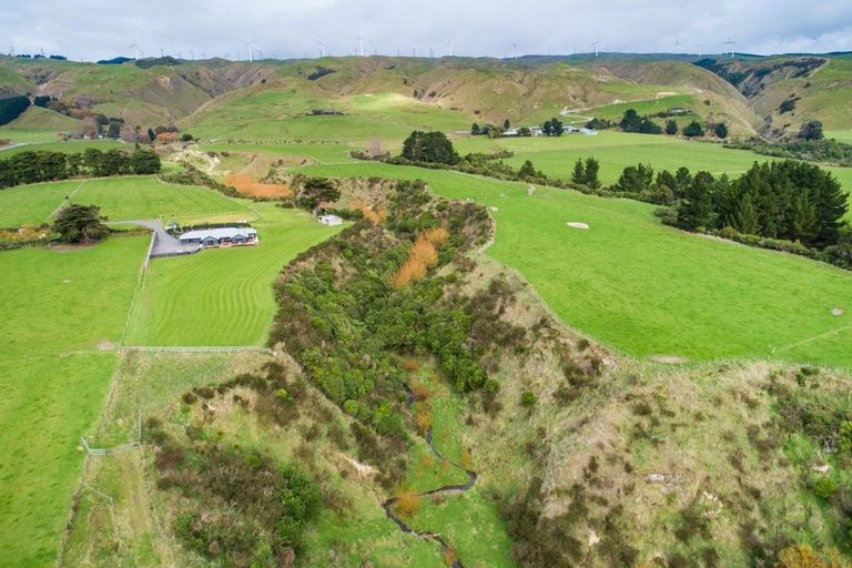 Photo of property in 52 Centre Road, Aokautere, Palmerston North, 4471