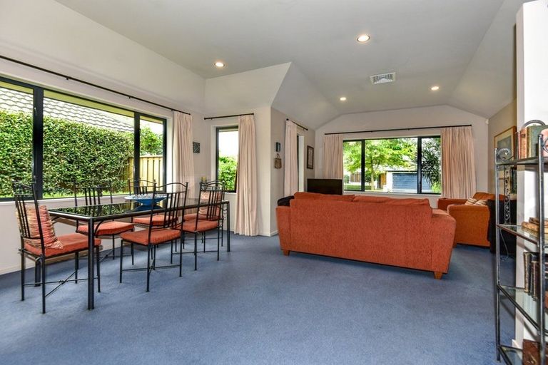 Photo of property in 11 Mahlet Street, Northwood, Christchurch, 8051