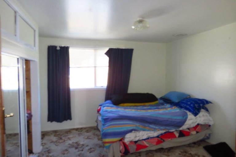 Photo of property in 12 Russell Street, Westport, 7825