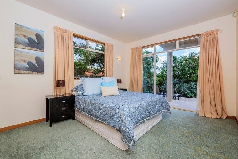 Photo of property in 82 Park Rise, Campbells Bay, Auckland, 0630