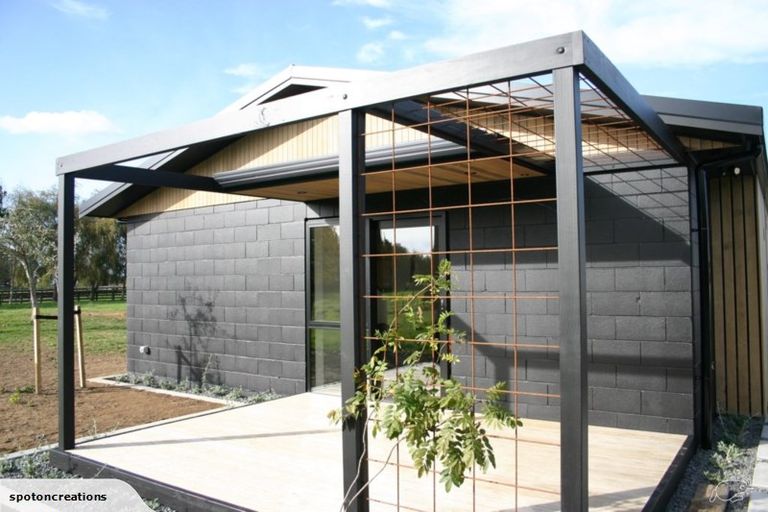 Photo of property in 37 Peake Road, Cambridge, Hamilton, 3283