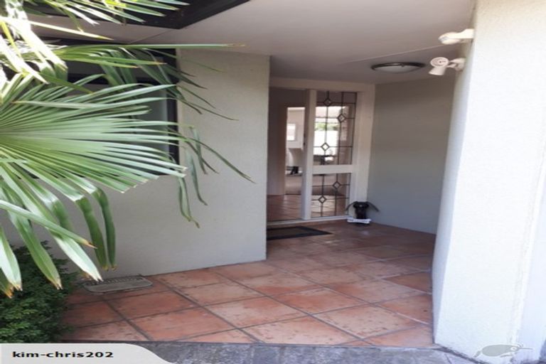 Photo of property in 8a Kenwyn Avenue, St Albans, Christchurch, 8052