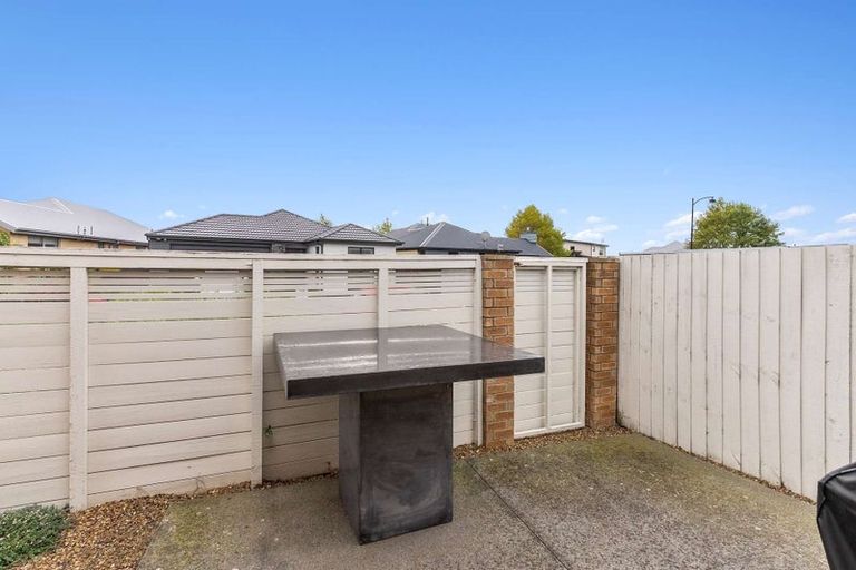 Photo of property in 8 Torbeg Lane, Broomfield, Christchurch, 8042
