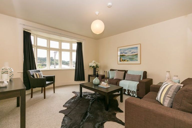 Photo of property in 92 Wallace Street, Mount Cook, Wellington, 6021