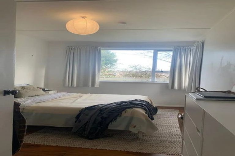 Photo of property in 157 Frankley Road, Frankleigh Park, New Plymouth, 4310