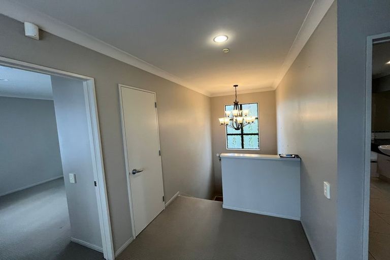 Photo of property in 66 Blackwood Drive, Wattle Downs, Auckland, 2103