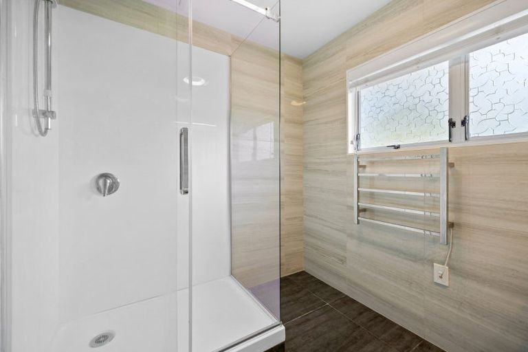 Photo of property in 18 Seaview Road, Ruakaka, 0116
