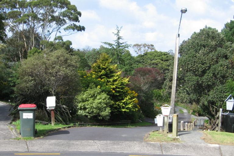 Photo of property in 1/62 Cyclarama Crescent, Massey, Auckland, 0614