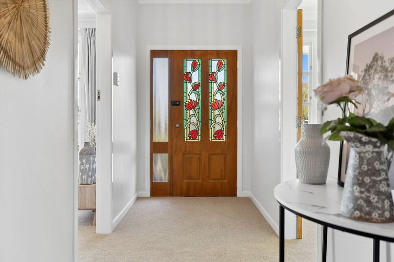 Photo of property in 102 Sunderland Street, Clyde, 9330