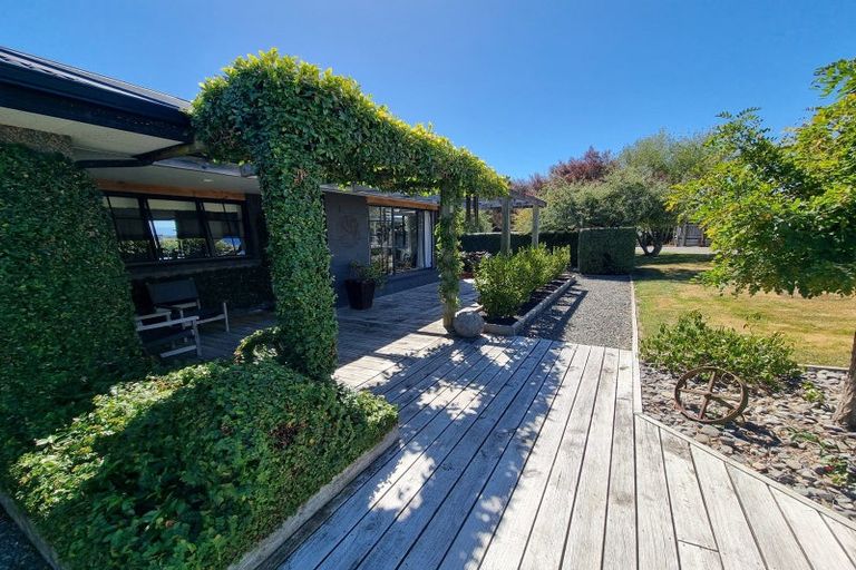 Photo of property in 14 Brooker Place, Waipukurau, 4200