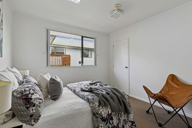 Photo of property in 35 Jadewynn Drive, Massey, Auckland, 0614
