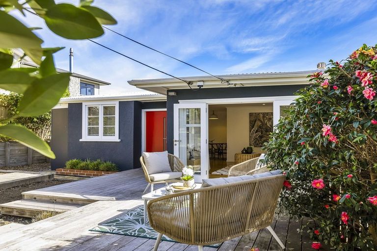 Photo of property in 124a Seaview Road, Paraparaumu Beach, Paraparaumu, 5032