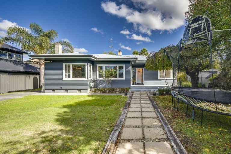 Photo of property in 62 Avenue Road, Greenmeadows, Napier, 4112