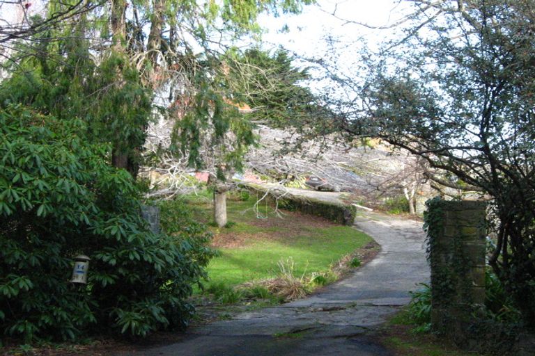 Photo of property in 10 Howard Street, Macandrew Bay, Dunedin, 9014