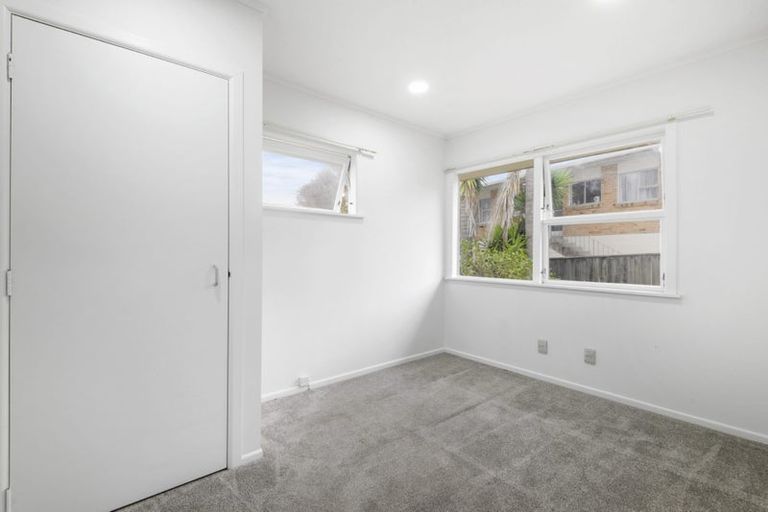 Photo of property in 86 Marlborough Avenue, Glenfield, Auckland, 0629