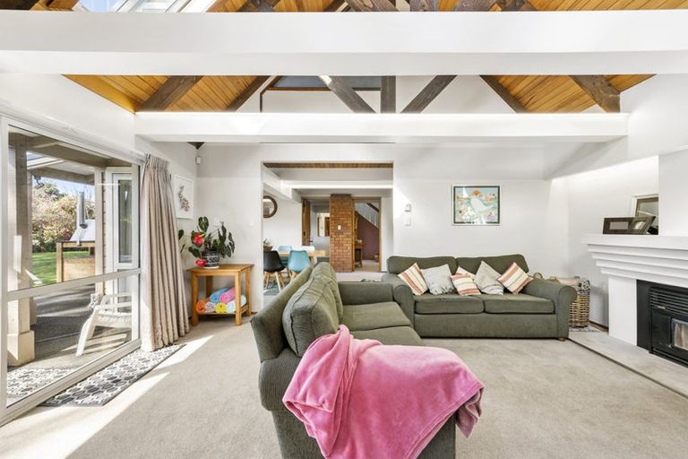 Photo of property in 14 Halswater Drive, Churton Park, Wellington, 6037