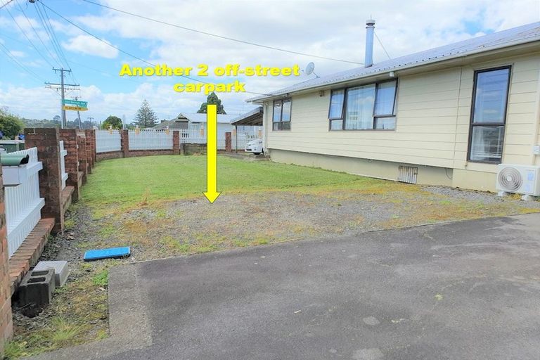 Photo of property in 109 Rathgar Road, Henderson, Auckland, 0610