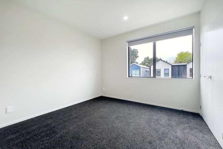 Photo of property in 16 Yellow Pear Lane, Karaka, Papakura, 2113