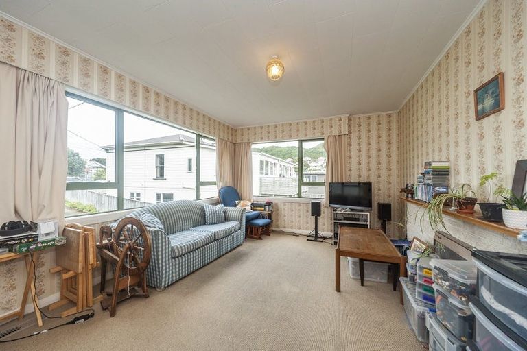 Photo of property in 20 Tamar Street, Island Bay, Wellington, 6023